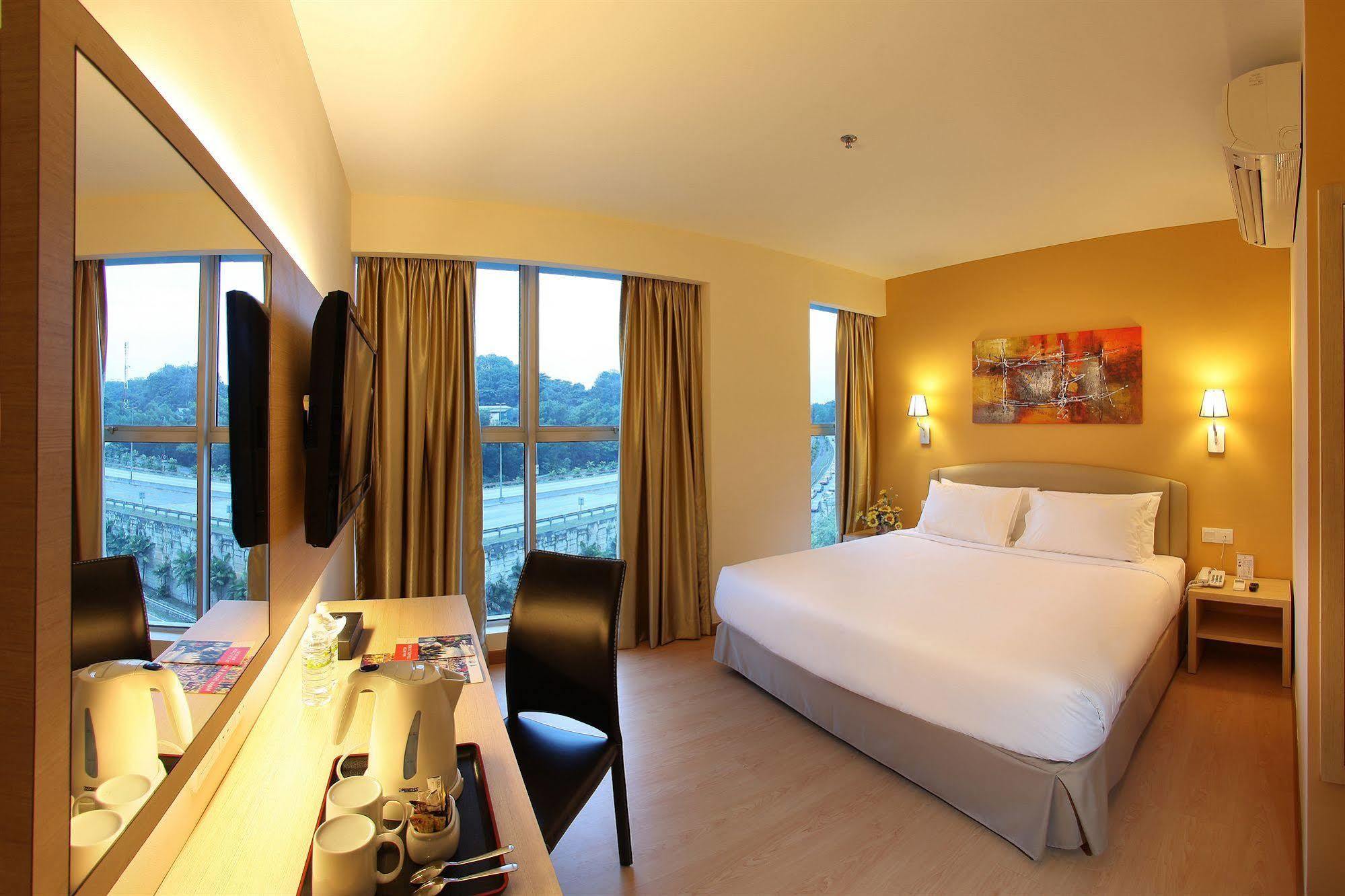 Hotel Min Cott Куала-Лумпур Экстерьер фото