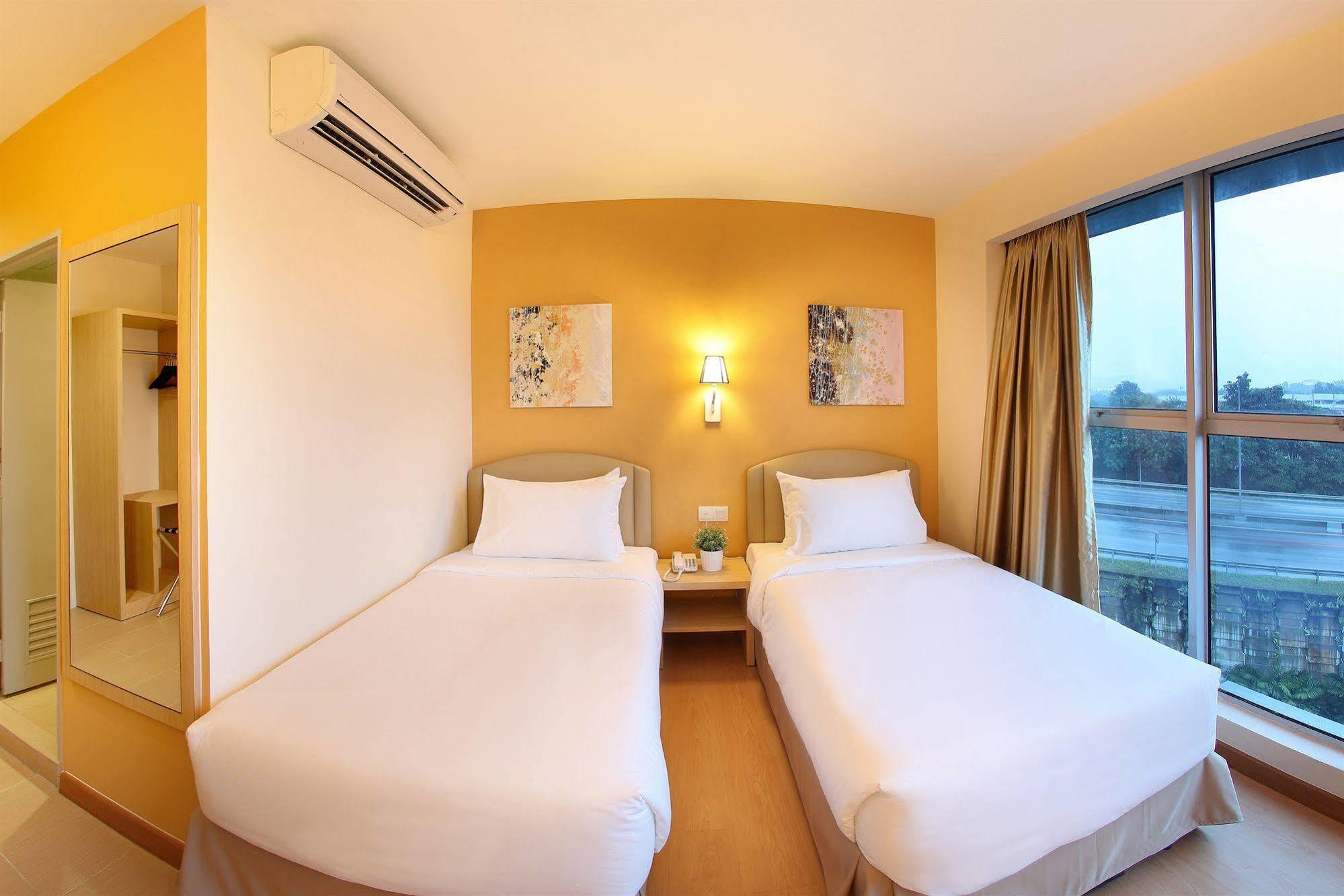 Hotel Min Cott Куала-Лумпур Экстерьер фото